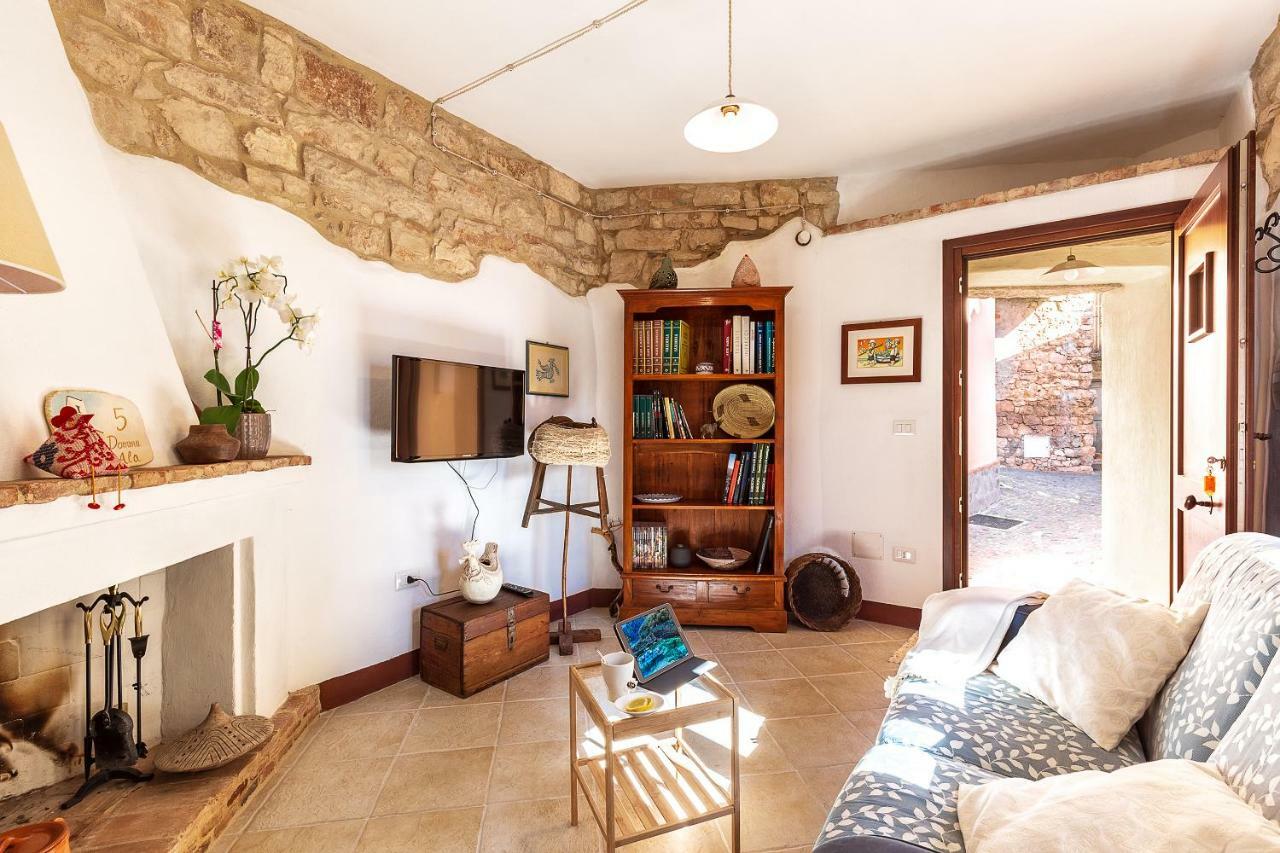 Domu Ala - Bynos Homes Baunei Exteriér fotografie