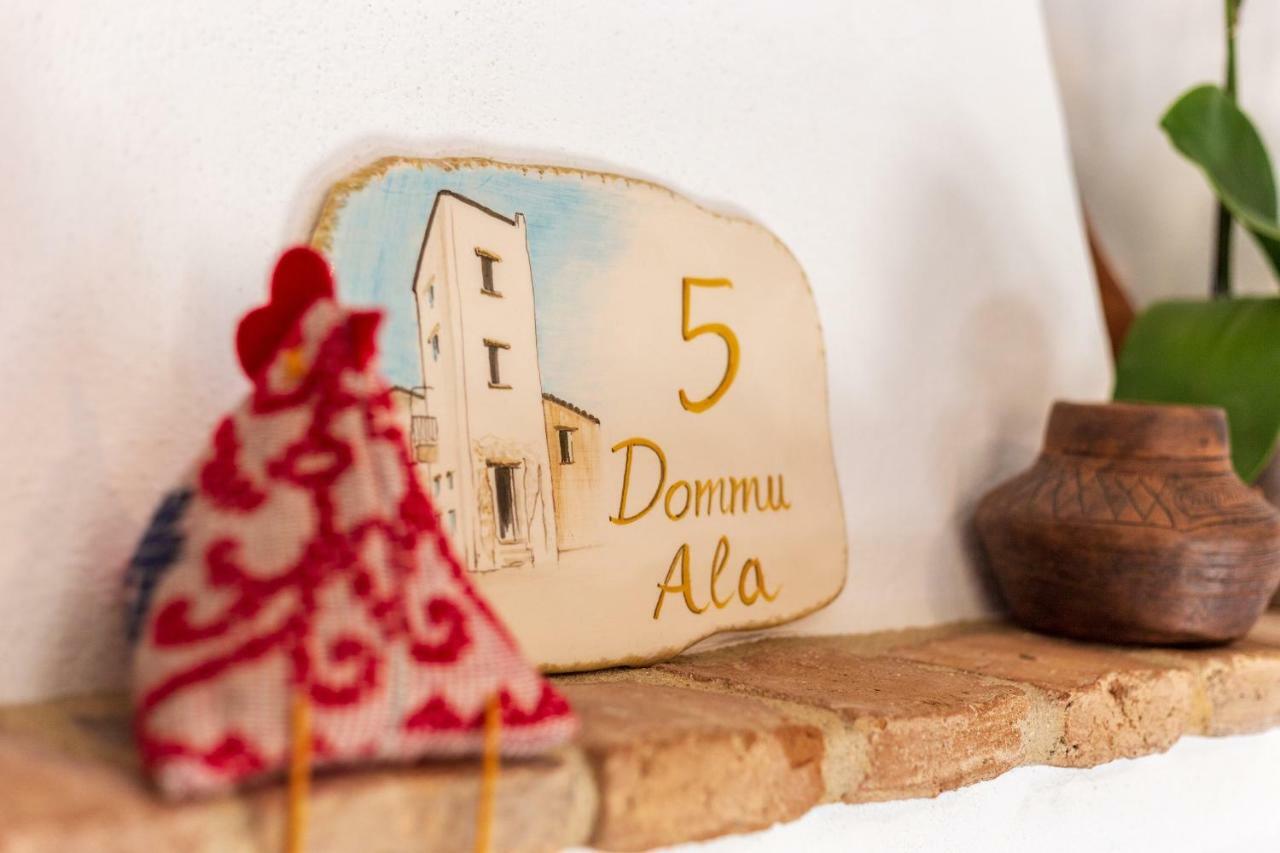 Domu Ala - Bynos Homes Baunei Exteriér fotografie